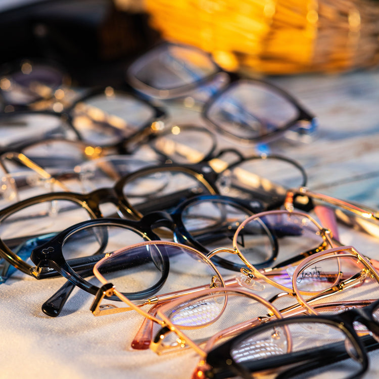 "Work & Style: Lentes con Actitud"